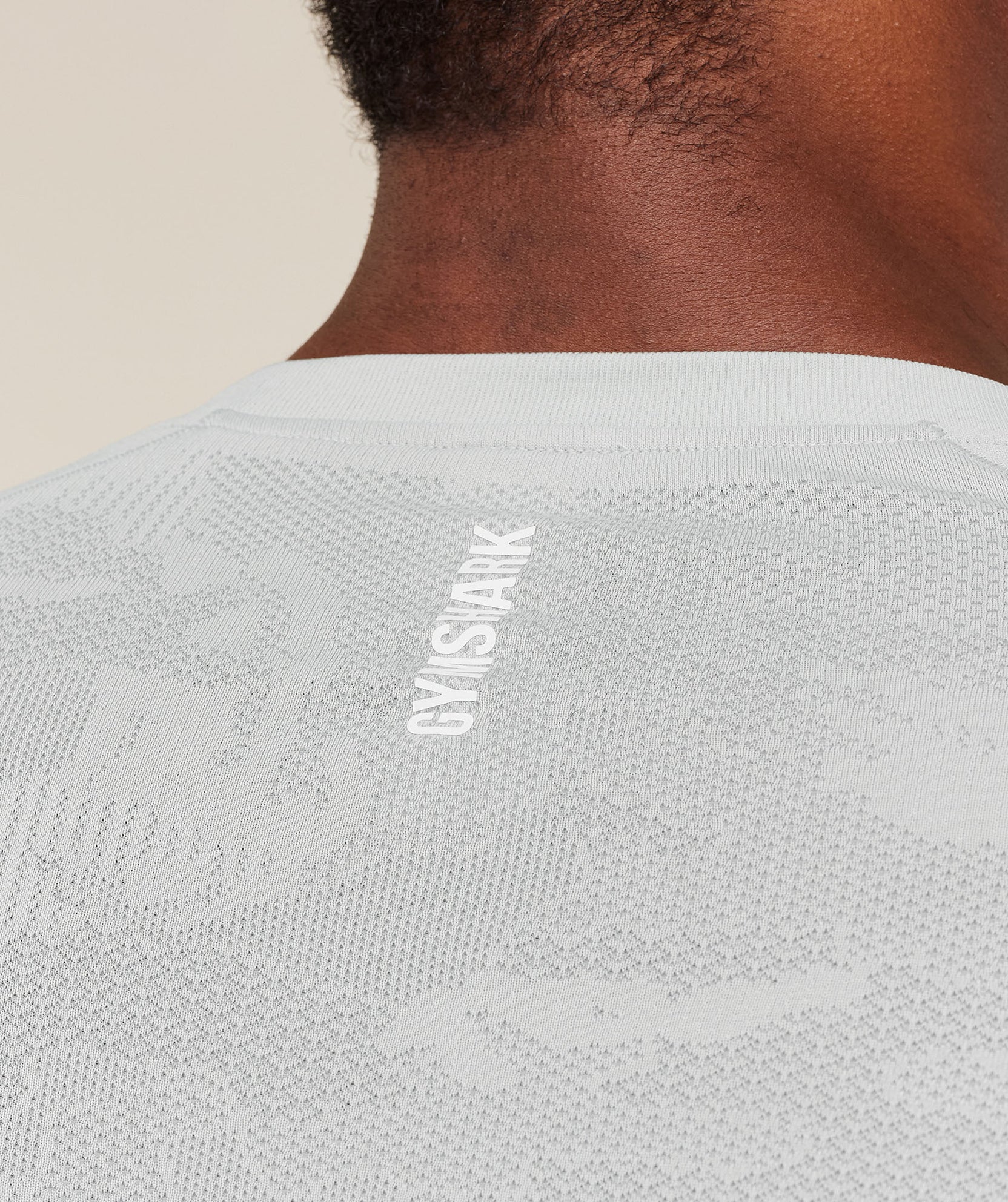 Geo seamless белый лонгслив