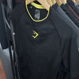 Onyx 1 футболка золотистие